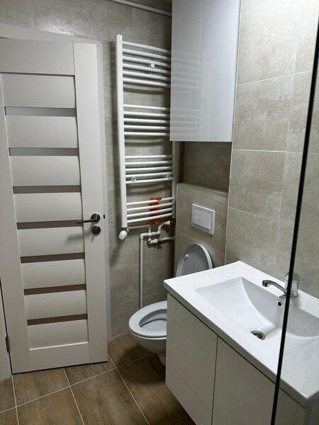 Berceni, sector 4, inchiriez apartament de 2 camere, proaspat renovat,